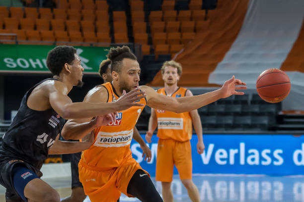 现了出色的 现了出色的