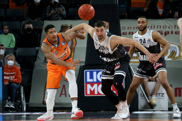 米兰的转会 米兰的转会