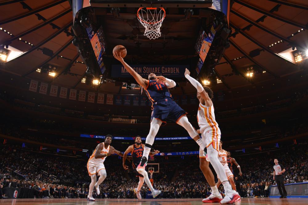 在讨论斯凯 在讨论斯凯